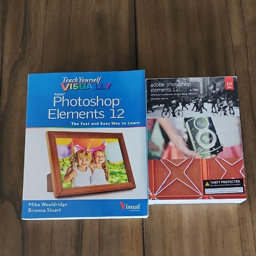 Set Adobe Photoshop Elements 12 Software & Instruction Book NWT